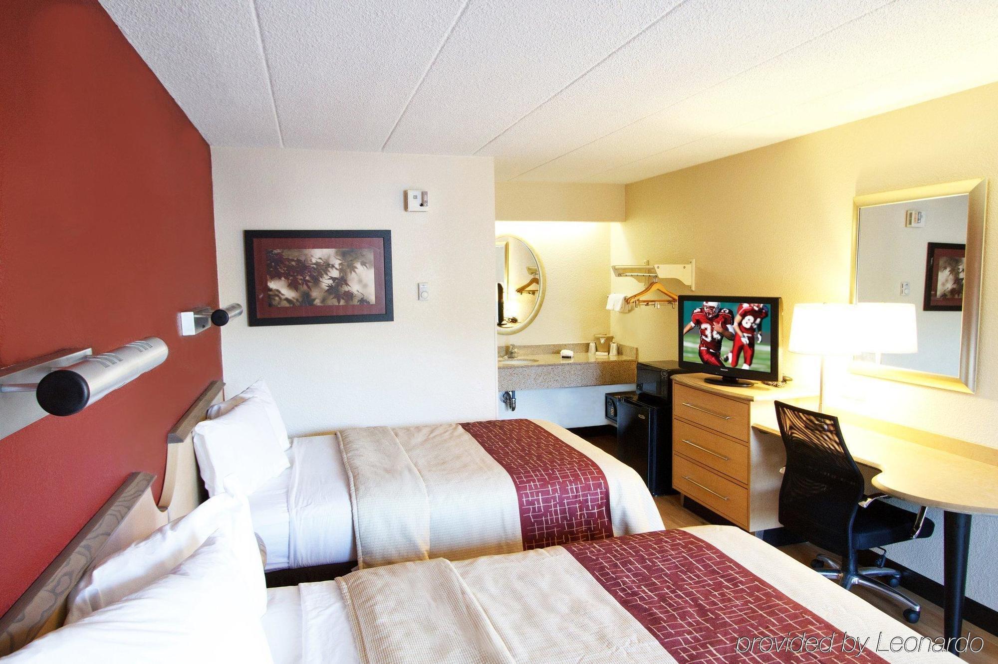 Red Roof Inn Tampa Fairgrounds - Casino Mango Eksteriør bilde