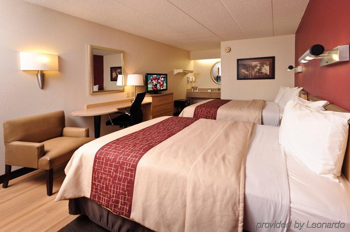 Red Roof Inn Tampa Fairgrounds - Casino Mango Eksteriør bilde